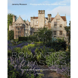 Romantics and Classics: Style in the English Country House