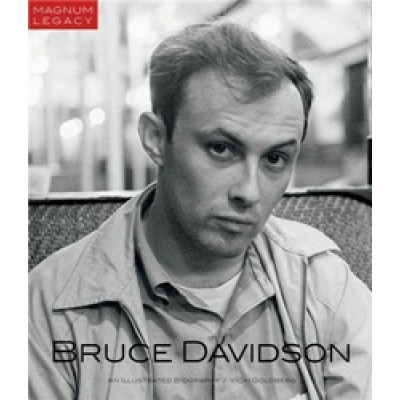 Bruce Davidson : An Illustrated Biography