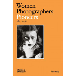 Women Photographers: Pioneers