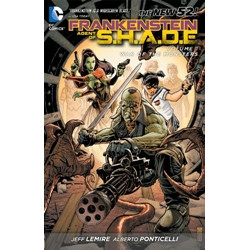 Frankenstein, Agent of S.H.A.D.E. Vol. 1: War of the Monsters (The New 52) (Уценка)
